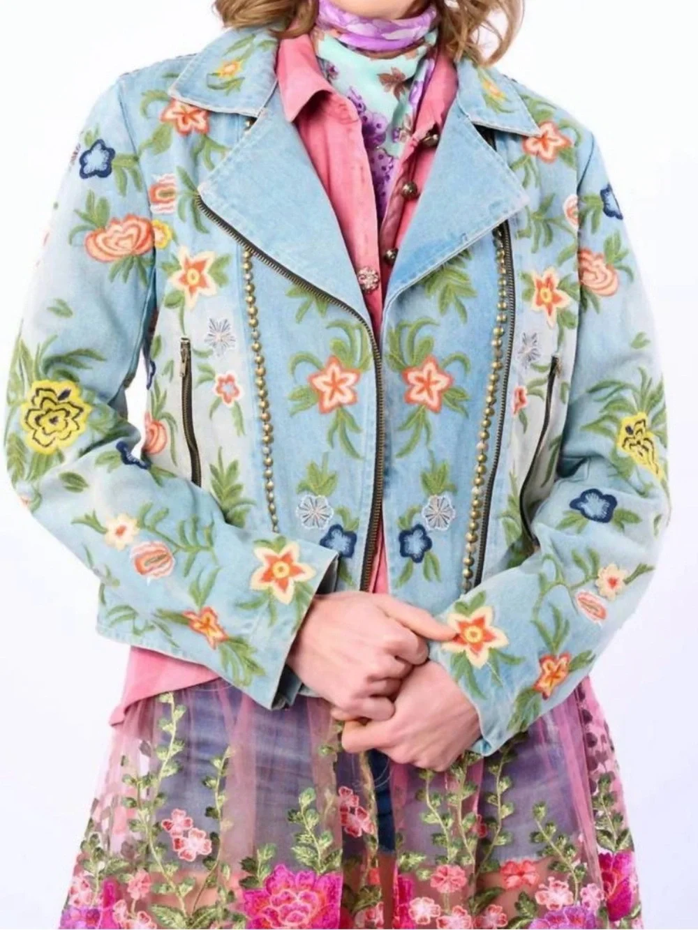 Sold out AR.NWT $240 Aratta Lucinda Embroidered Denim Light Blue Floral Moto - Picture 1 of 4